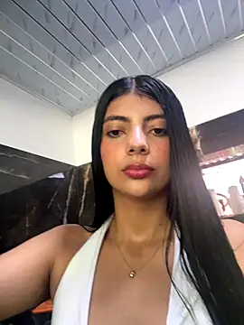 Snapshot of Baby_Niels chatting on 10/14/25, 08:09 Baby Niels online show from 10/14/25, 08:09