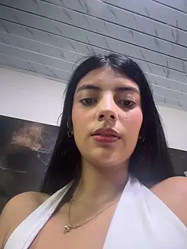 Snapshot of Baby_Niels chatting on 10/18/25, 09:15 Baby Niels online show from 10/18/25, 09:15