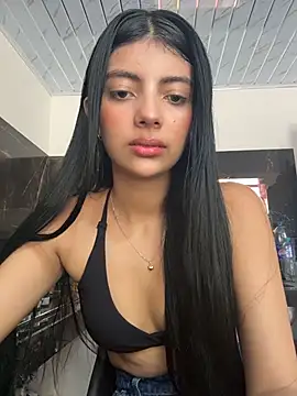 Snapshot of Baby_Niels chatting on 11/25/25, 05:24 Baby Niels online show from 11/25/25, 05:24