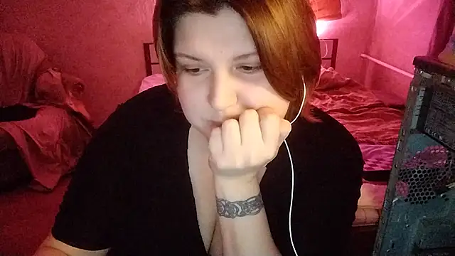 Snapshot of MalloryBartlett chatting on 01/02/25, 11:31 MalloryBartlett online show from 01/02/25, 11:31