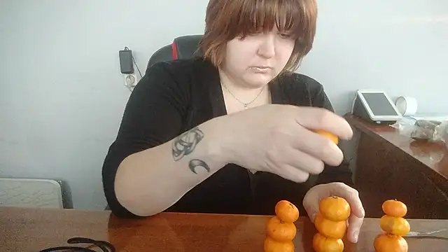 Snapshot of MalloryBartlett chatting on 01/05/25, 01:35 MalloryBartlett online show from 01/05/25, 01:35