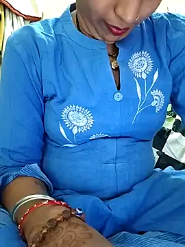 Snapshot of Sexy-Mona2 chatting on 12/07/24, 10:34 Sexy-Mona2 online show from 12/07/24, 10:34