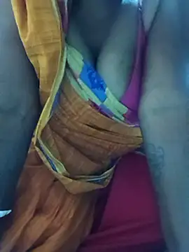 Snapshot of Sexy-Mona2 chatting on 12/16/24, 10:40 Sexy-Mona2 online show from 12/16/24, 10:40