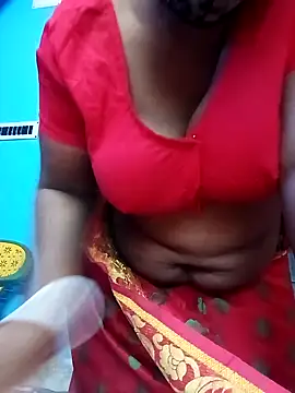 Snapshot of Sexy-Mona2 chatting on 12/18/24, 10:08 Sexy-Mona2 online show from 12/18/24, 10:08