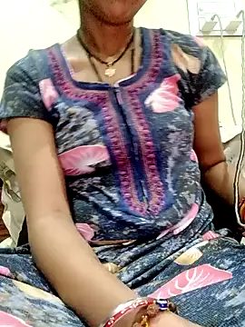 Snapshot of Sexy-Mona2 chatting on 01/22/25, 04:02 Sexy-Mona2 online show from 01/22/25, 04:02