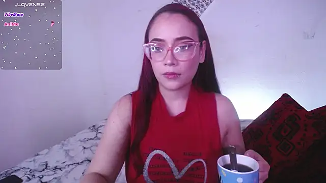 Snapshot of zarquita99 chatting on 11/10/25, 08:57 zarquita99 online show from 11/10/25, 08:57