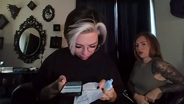 Snapshot of Alexandersonxo chatting on 09/11/25, 06:35 Alexandersonxo online show from 09/11/25, 06:35