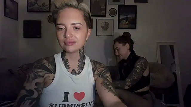 Snapshot of Alexandersonxo chatting on 12/15/25, 08:07 Alexandersonxo online show from 12/15/25, 08:07