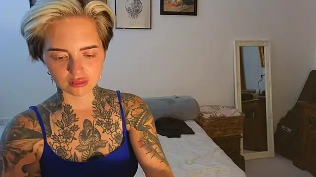 Alexandersonxo online show from 07/01/26, 10:17