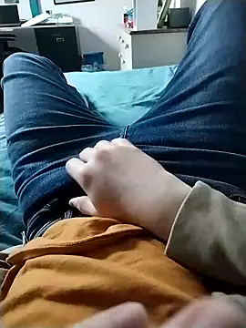 Snapshot of JulesG18 chatting on 02/23/26, 10:56 JulesG18 online show from 02/23/26, 10:56