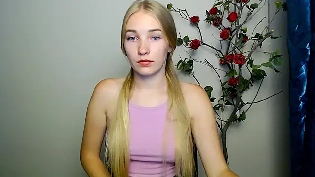 Queen ofLove online show from 09/23/25, 06:44