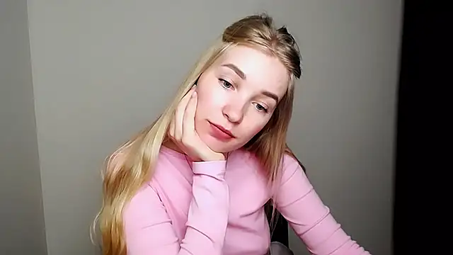 Queen ofLove online show from 03/28/26, 09:42