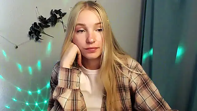 Queen ofLove online show from 06/01/26, 11:12