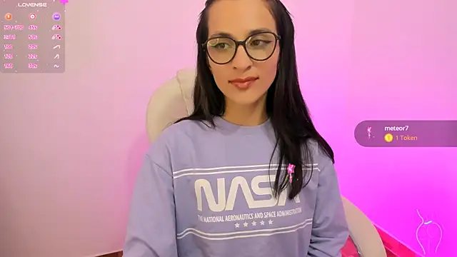 mariaan m  online show from 12/21/24, 07:27