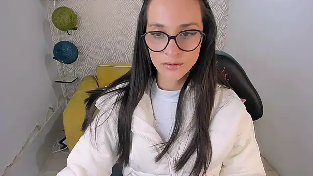 mariaan m  online show from 12/27/24, 10:16