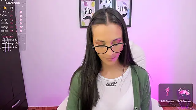 mariaan m  online show from 01/11/25, 07:49