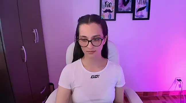 mariaan m  online show from 03/06/25, 10:58