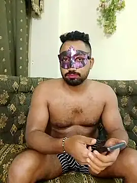 medo232586 online show from 12/09/24, 03:22