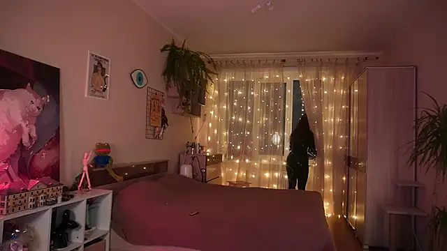 Staceymur online show from 12/16/24, 08:48