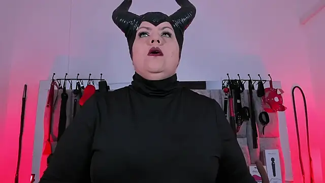 vanessa moka online show from 04/14/26, 12:00