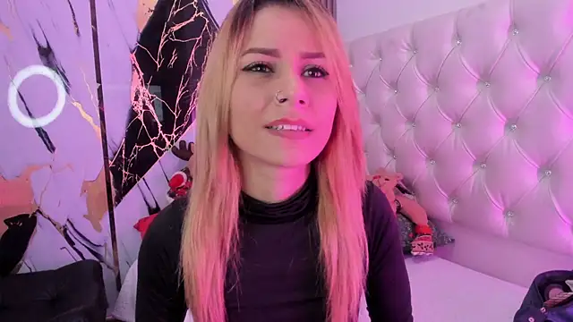 sophiee evanss  online show from 12/21/24, 09:23