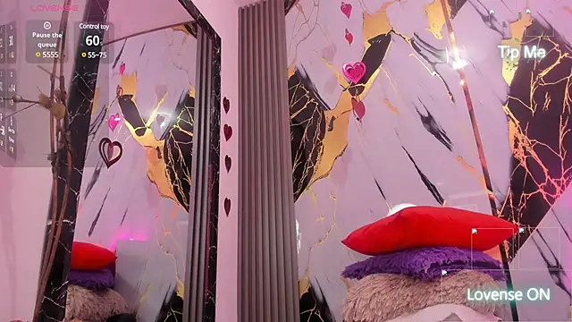 sophiee evanss  online show from 02/04/25, 09:38