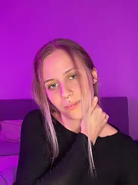 lunawolf21 online show from 12/09/24, 07:29