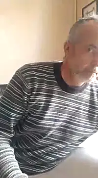 Snapshot of GayPourToi chatting on 03/02/25, 05:14 GayPourToi online show from 03/02/25, 05:14