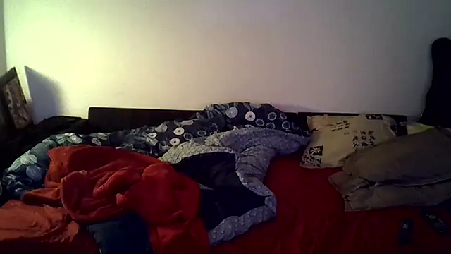 Snapshot of GayPourToi chatting on 10/04/25, 09:13 GayPourToi online show from 10/04/25, 09:13