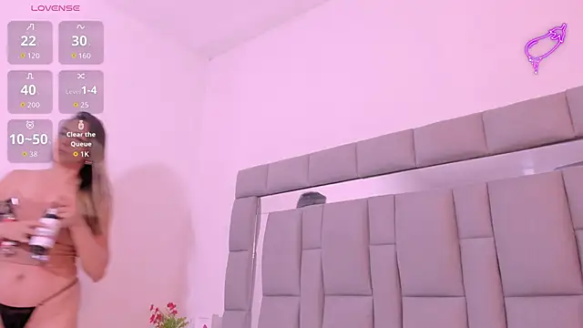 vivianne scott online show from 09/24/25, 12:08