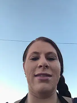 HotMessStilltheBest online show from 11/02/25, 10:34