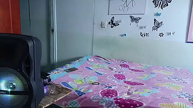 luxandracon23 online show from 03/14/25, 01:13