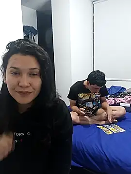 luxandracon23 online show from 10/24/25, 03:14