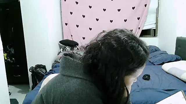 luxandracon23 online show from 11/06/25, 12:11