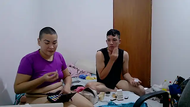 luxandracon23 online show from 11/27/25, 12:07