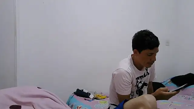 luxandracon23 online show from 02/23/26, 01:08