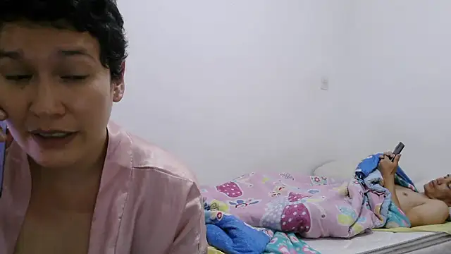 luxandracon23 online show from 02/24/26, 01:20