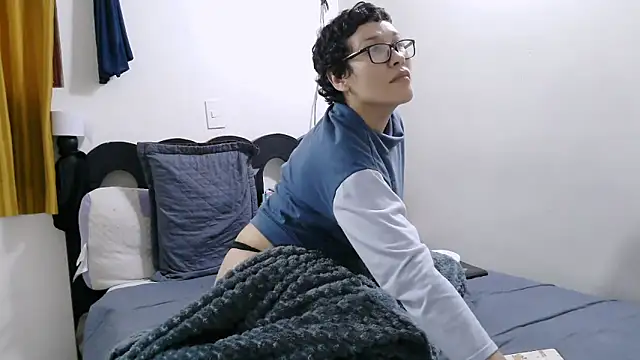 luxandracon23 online show from 03/19/26, 03:38