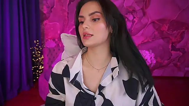 Snapshot of MilashaLovely chatting on 09/26/25, 01:26 MilashaLovely online show from 09/26/25, 01:26