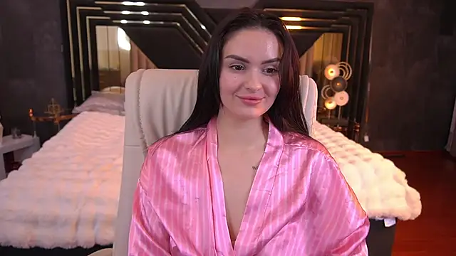 MilashaLovely online show from 12/04/25, 02:26