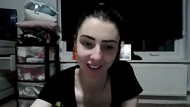 NaughtyBunnyX online show from 10/03/25, 11:46