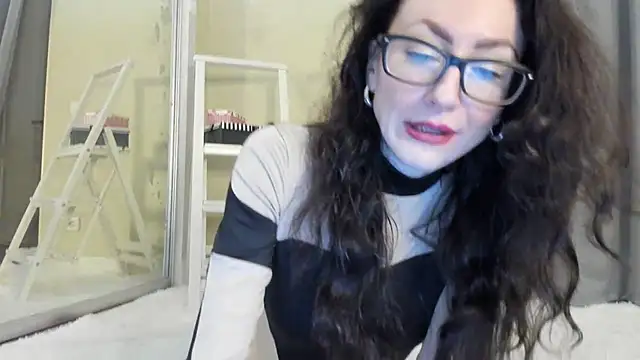 Baby Jewel online show from 10/25/25, 10:12