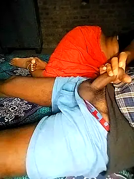 Snapshot of kumarigirl chatting on 11/02/25, 03:58 kumarigirl online show from 11/02/25, 03:58