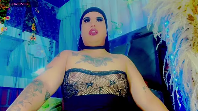 nauthyvalentina online show from 04/19/26, 01:43