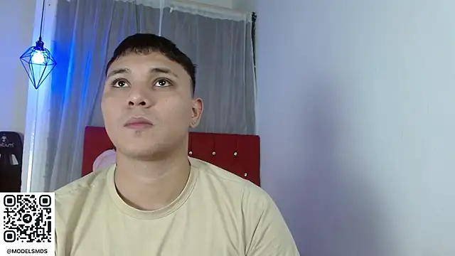 couple lovelyds online show from 11/19/25, 08:42