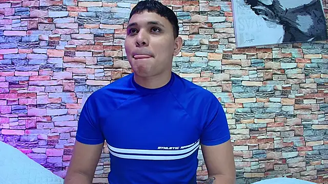 couple lovelyds online show from 01/31/26, 08:40