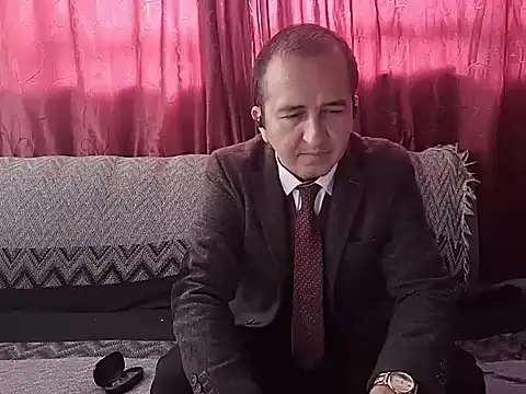 Snapshot of yazforeSolo chatting on 10/01/25, 02:23 yazforeSolo online show from 10/01/25, 02:23