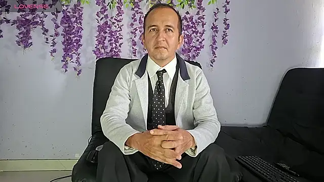 yazforeSolo online show from 02/12/26, 01:17