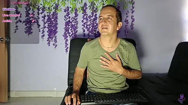 yazforeSolo online show from 02/16/26, 12:34