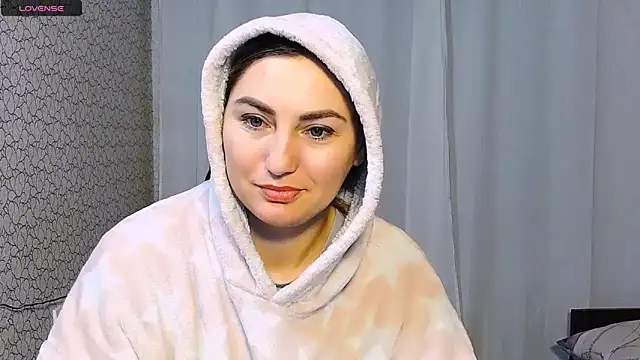 Snapshot of JaneLaJewel chatting on 11/02/25, 01:46 JaneLaJewel online show from 11/02/25, 01:46